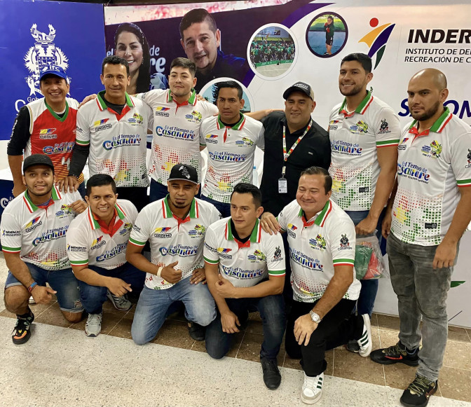 EQUIPO DE BALONCESTO MASCULINO