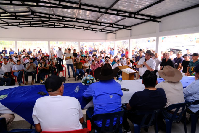 La obra se socializó con comunidad de los municipios de Tauramena y Aguazul